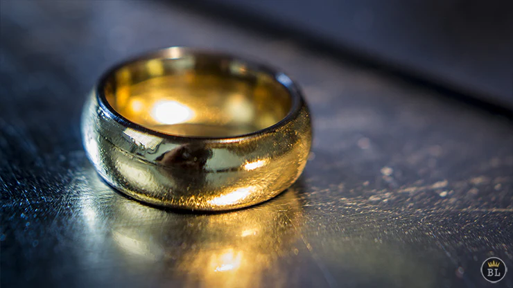 Ash and Ember Gold Curved Size 9 (2 Rings) by Zach Heath - Trick - Image 2