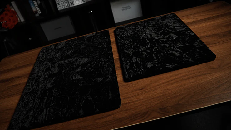 Black Art Close-up Pad Set (Small) by Bond Lee & Stephen Chan - Image 6