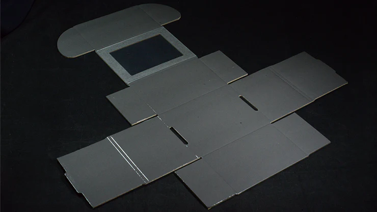 Carat XCHB Cardboard Half-Brick Box with Viewing Window - Image 6