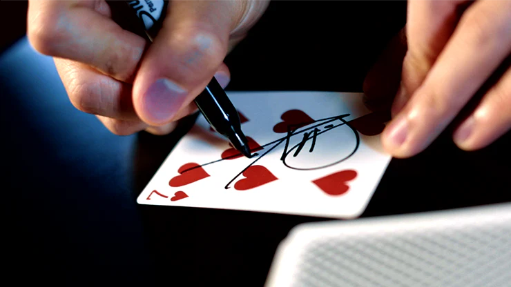 Carbone by Patrick Kun - Video Download - Image 3