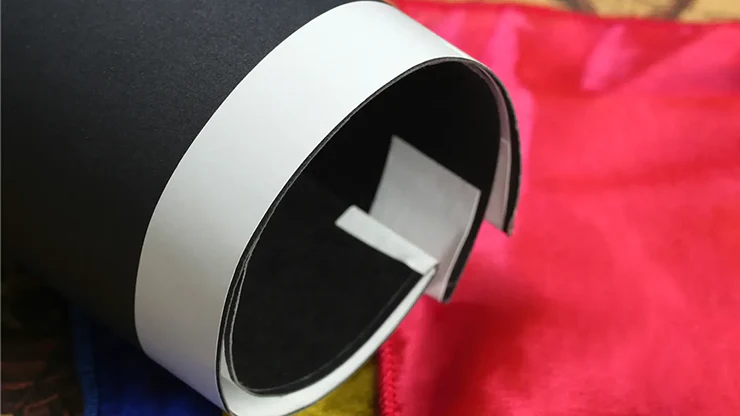 Chameleon Hanky by Hyunsoo Kim and Ethan Yip - Image 3