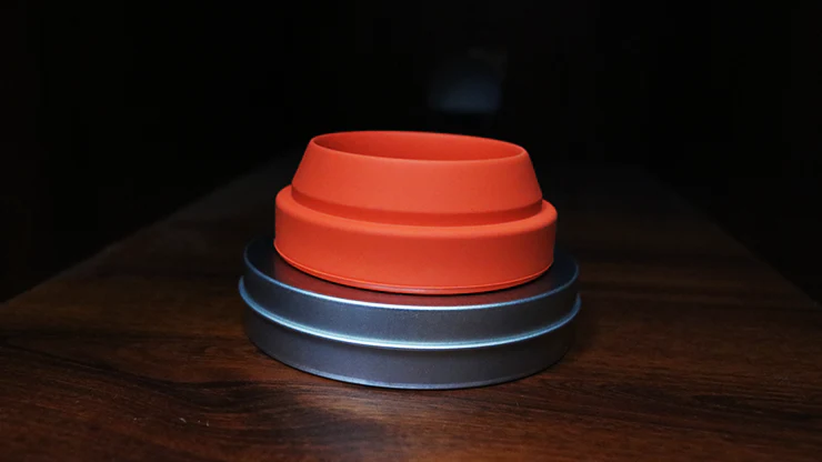 Harmonica 2 Chop Cup Red (Silicon) by Leo Smetsers - Trick - Image 3