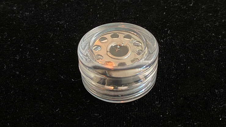 Super Elastic Invisible Thread by Alan Wong - Trick - Image 2