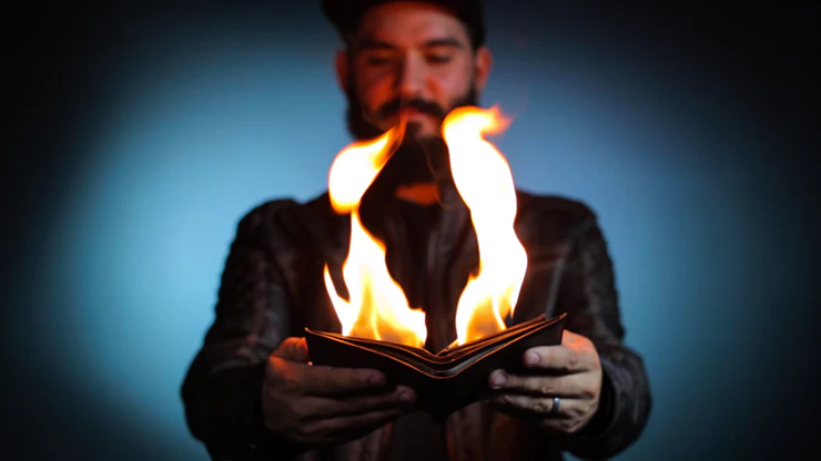 The Aficionado Fire Wallet by Murphy's Magic - Image 3