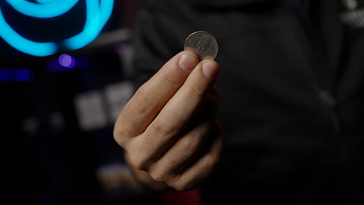 VANISHING COIN (Gimmicks and Instructions) by Apprentice Magic - Trick - Image 3